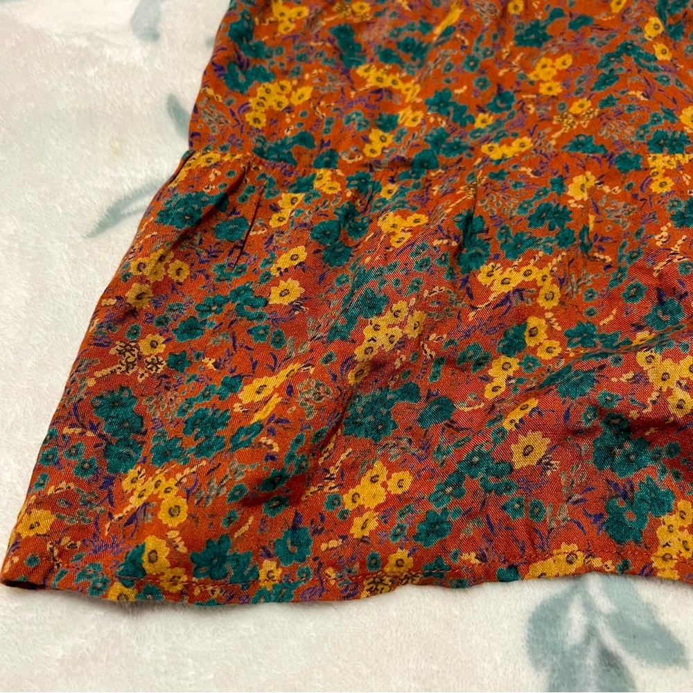 Spring dress - Picture 2 of 6